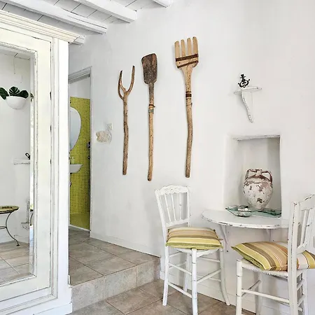Ξενοδοχείο με διαμερίσματα ανθίππη 3*