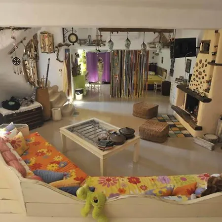 アパートホテル Anthippi (adults Only) 3*