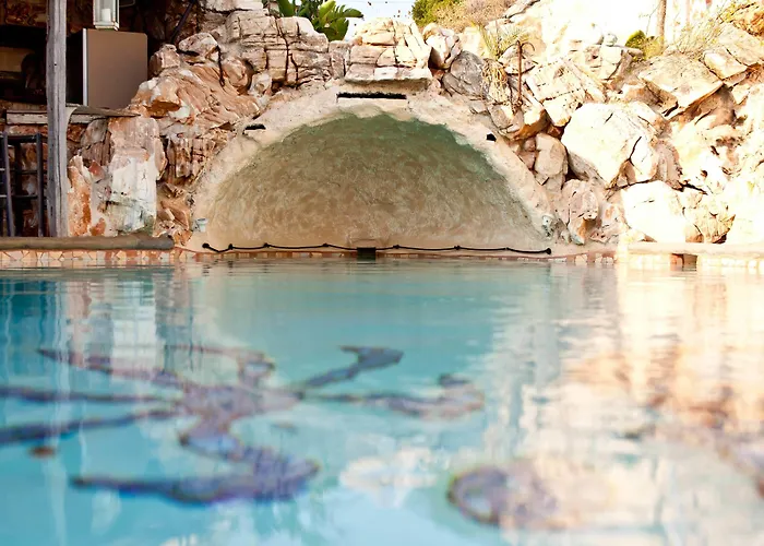 Ξενοδοχείο με διαμερίσματα ανθίππη